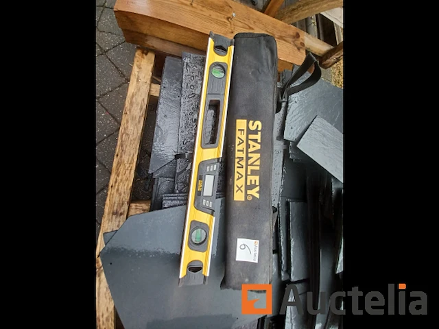 Stanley fatmax elektronisch niveau - afbeelding 3 van  4