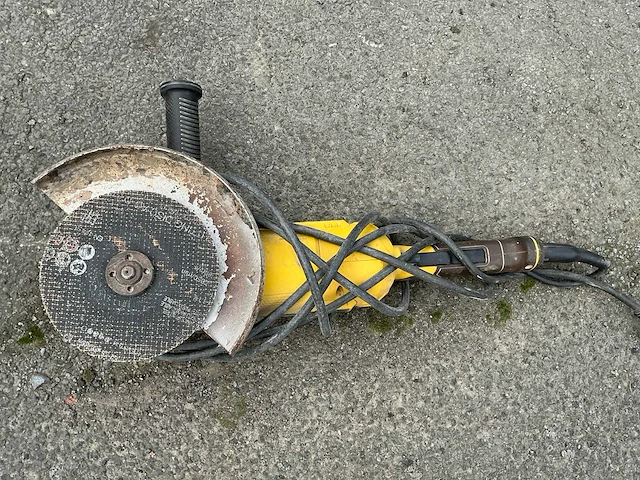 Stanley fatmax fme841 haakse slijpmachine - afbeelding 3 van  4