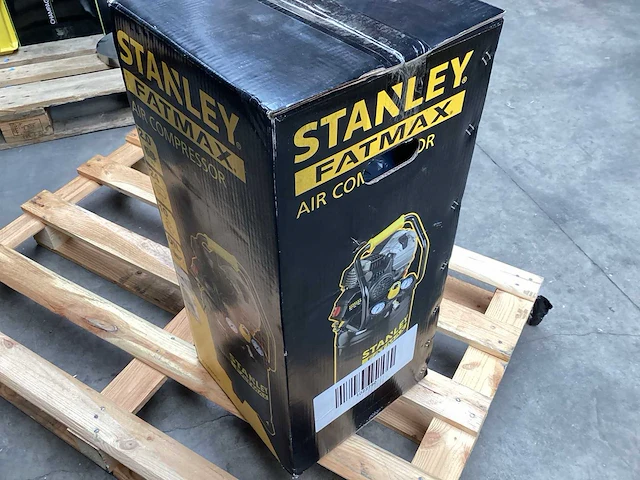 Stanley fatmax fmxcm0045e luchtcompressor 2 pk, 10 bar - afbeelding 2 van  5
