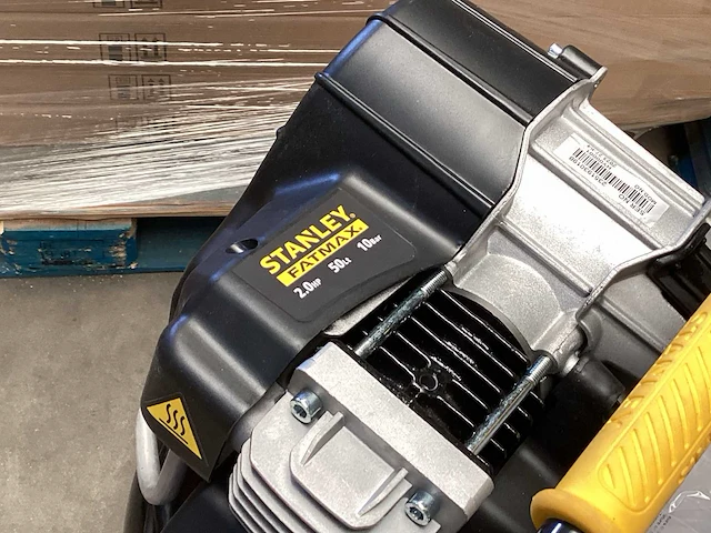 Stanley fatmax hy227/10/50v luchtcompressor 2 pk, 10 bar, 50 liter - afbeelding 3 van  7