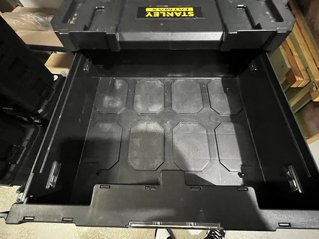 Stanley fatmax trolley incl, 5x prostak + inhoud - afbeelding 3 van  8