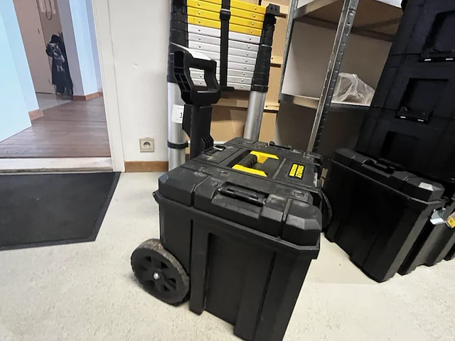 Stanley fatmax trolley incl. inhoud - afbeelding 2 van  4