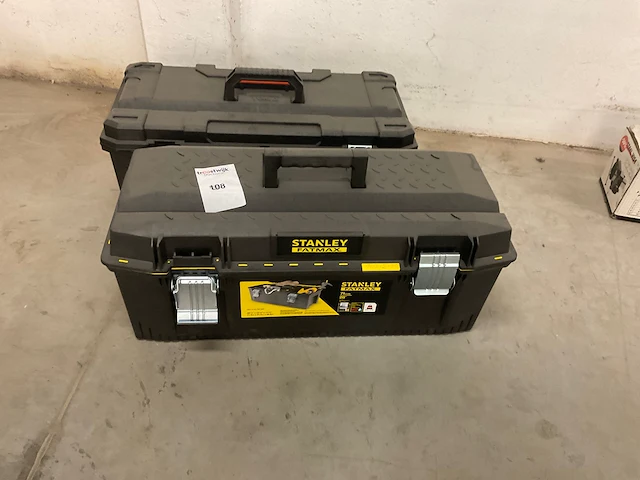 Stanley gereedschapskoffer (2x) - afbeelding 1 van  2