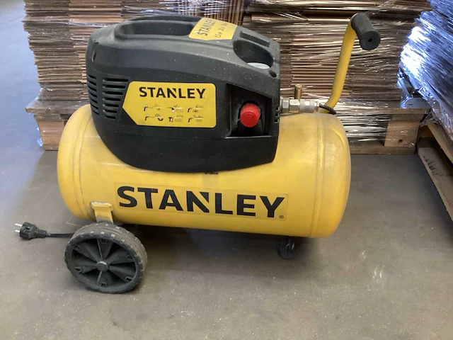 Stanley luchtcompressor 1,5 pk 10 bar - afbeelding 1 van  2