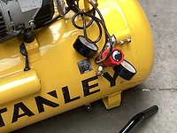 Stanley luchtcompressor 1,5 pk 8 bar, beschadigd - afbeelding 2 van  5