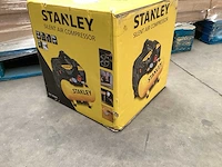 Stanley luchtcompressor 1,5 pk 8 bar, met accessoires - afbeelding 1 van  2