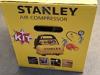 Stanley luchtcompressor 1,5 pk 8 bar, met accessoires - afbeelding 4 van  5