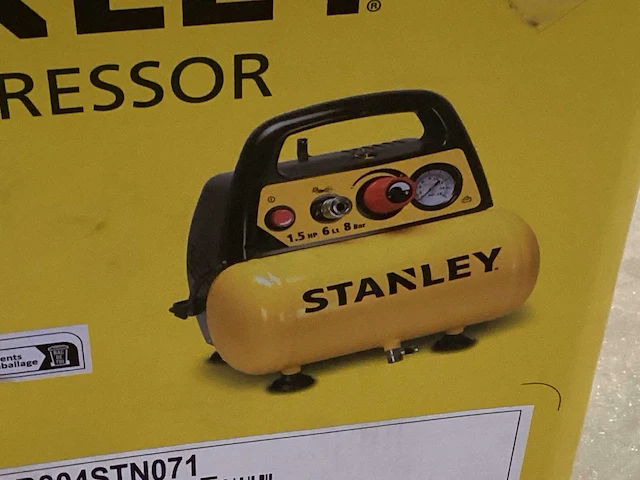Stanley luchtcompressor 1,5 pk 8 bar, met accessoires - afbeelding 5 van  5