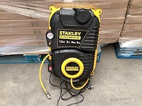 Stanley luchtcompressor 1,5 pk 8 bar, wandmontage - afbeelding 1 van  4