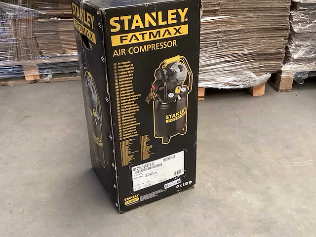 Stanley luchtcompressor 2 pk 10 bar, 24 ltr - afbeelding 1 van  4