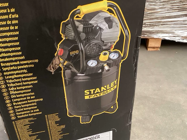 Stanley luchtcompressor 2 pk 10 bar, 24 ltr - afbeelding 2 van  4