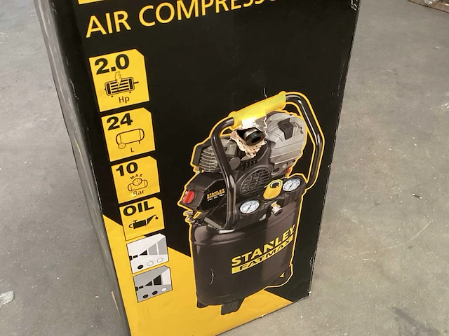 Stanley luchtcompressor 2 pk 10 bar, 24 ltr - afbeelding 3 van  4