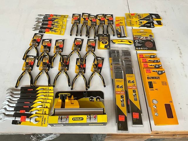 Stanley mix kavel diverse handgereedschap - afbeelding 1 van  10