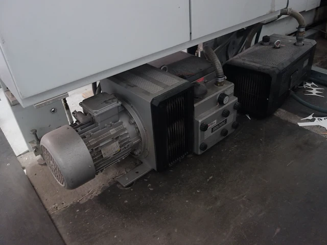 Stansmachine bobst - afbeelding 17 van  31