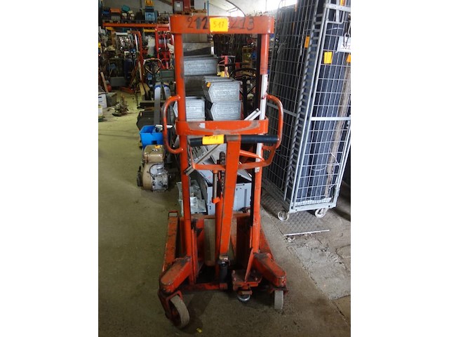 Stapelaar bt lifter hefhoogte 1,75m - afbeelding 2 van  4