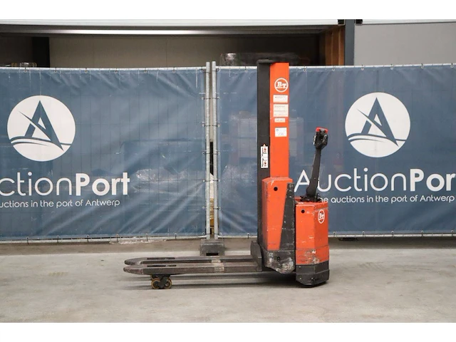 Stapelaar bt pph 1600 mx elektrisch 800kg 1.55m 2003 - afbeelding 1 van  1