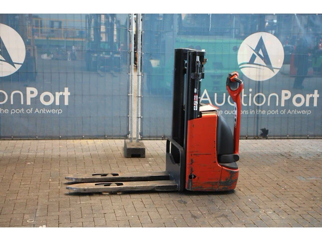 Stapelaar linde l12 elektrisch 1200kg 2.0m 2015 - afbeelding 1 van  1