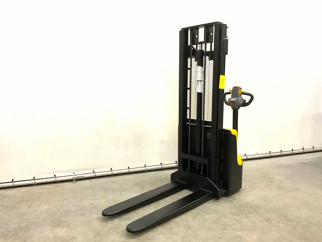Stapelaar rte 6182 elektrisch 1500kg 3m 2024 nieuw - afbeelding 1 van  1