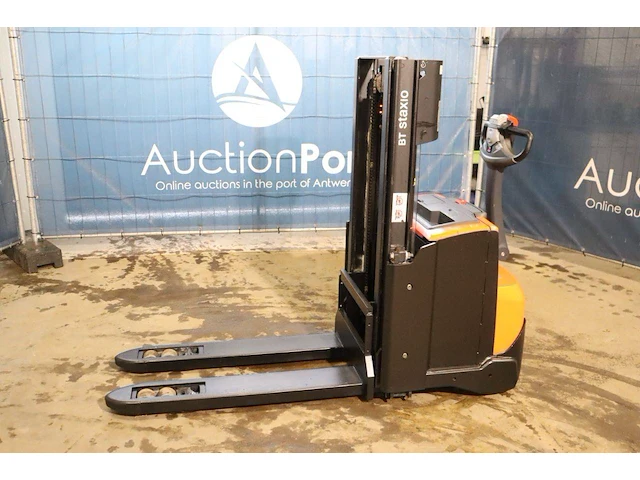 Stapelaar toyota swe elektrisch 2000kg - afbeelding 1 van  1