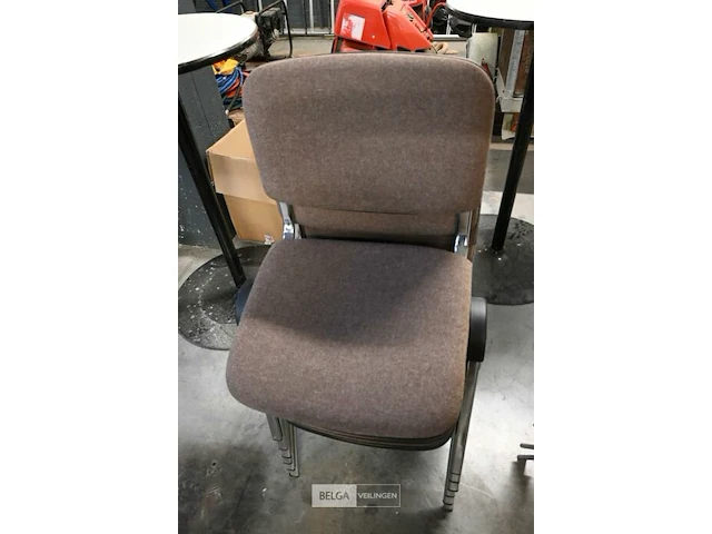 Stapelbare stoelen - afbeelding 2 van  2