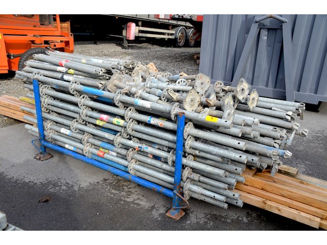 Stapelbok met onderdelen stelling altrad - afbeelding 1 van  4