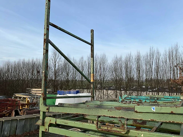 Stapeljuk - afbeelding 6 van  6
