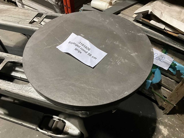 Stapsteen grijs ca 19 stuks - afbeelding 1 van  3