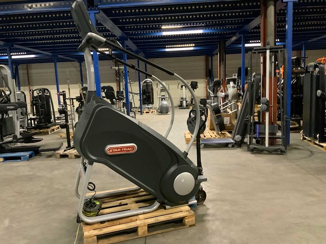 Startrac commercial climbmill crosstrainer - afbeelding 2 van  5