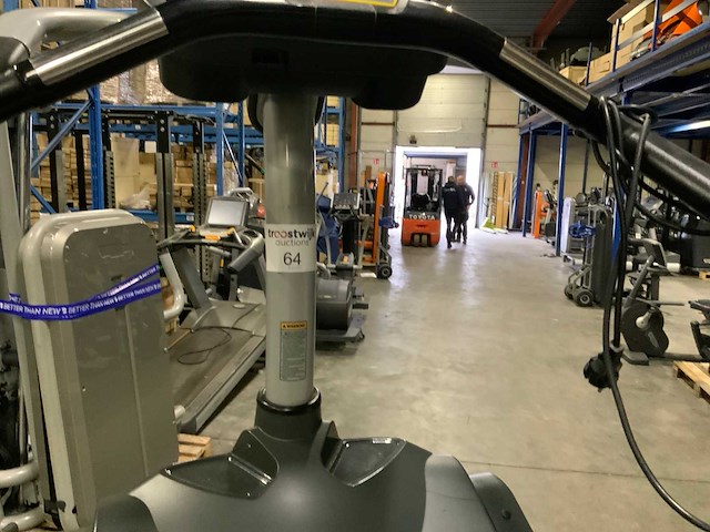 Startrac commercial climbmill crosstrainer - afbeelding 4 van  5