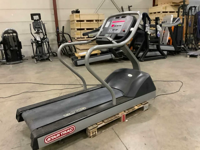 Startrac commercial treadmill loopband - afbeelding 1 van  5