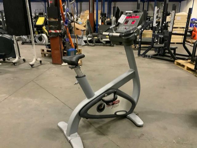 Startrac pro uprightbike home trainer - afbeelding 1 van  5