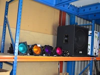 Statief met 8 disco lampen, speaker devine b118akii op statief