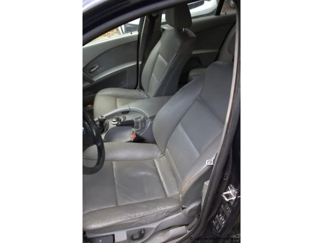 Stationwagen bmw 520d,diesel, 1995cm³,110kw,1e inschr 20/1/06, wbanj31010cp76622, 361815km,co²-uitstoot ng,euro4, kenteken i (ii ontbreekt), gelijkvormigheidsattest, keuring tot 07/6/25, 1sleutel - afbeelding 8 van  24