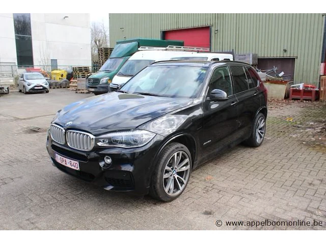 Stationwagen bmw x5 xdrive40e, benz+elekt,1997cm³,180kw,1e inschr 24/7/18,wbakt010800z79245, 186536km,co²-uitstoot 76g/km,euro5b,kentekenbewijs i+ii, gelijkvormigheidsattest,keuring tot 31/7/24, 2sleutels - afbeelding 1 van  24