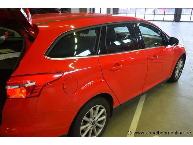 Stationwagen ford focus, diesel, 1499cm,88kw, 1e inschr 11/12/15, wf06xxgcc6fm44069, 63337km, co²-uitstoot 109g/km,euro6b, kenteken i+ii, gelijkvormigheidsattest, keuringtot 11/12/23, 2sleutels - afbeelding 3 van  16