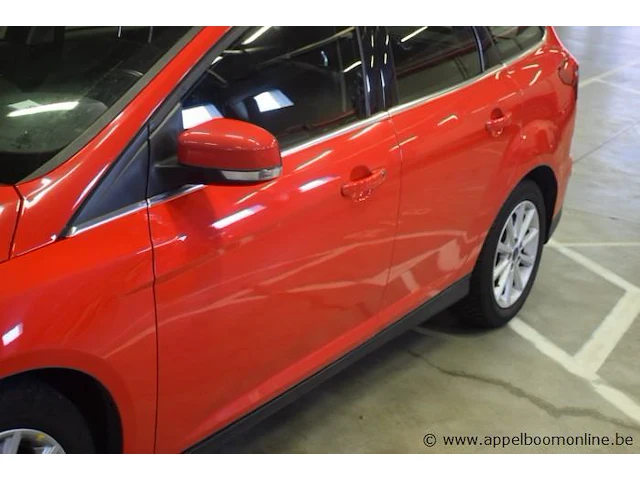 Stationwagen ford focus, diesel, 1499cm,88kw, 1e inschr 11/12/15, wf06xxgcc6fm44112, 64970km, co²-uitstoot 109g/km, euro6b, kenteken i+ii, gelijkvormigheidsattest, keuring tot 11/12/23, 2sleutels - afbeelding 10 van  17
