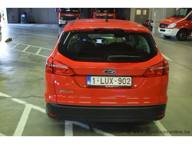 Stationwagen ford focus, diesel, 1499cm,88kw, 1e inschr 11/12/15, wf06xxgcc6fm44112, 64970km, co²-uitstoot 109g/km, euro6b, kenteken i+ii, gelijkvormigheidsattest, keuring tot 11/12/23, 2sleutels - afbeelding 14 van  17