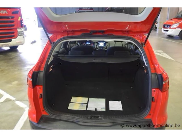 Stationwagen ford focus, diesel, 1499cm,88kw, 1e inschr 11/12/15, wf06xxgcc6fm44112, 64970km, co²-uitstoot 109g/km, euro6b, kenteken i+ii, gelijkvormigheidsattest, keuring tot 11/12/23, 2sleutels - afbeelding 15 van  17