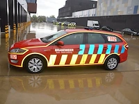 Stationwagen ford mondeo clippen, dienstwagen s10, type: ba7, variant: qyba1g, versie: 5cgbpw, ch.nr. wf0gxxgbbg8r48212 met boorddocumenten en sleutel - afbeelding 4 van  32