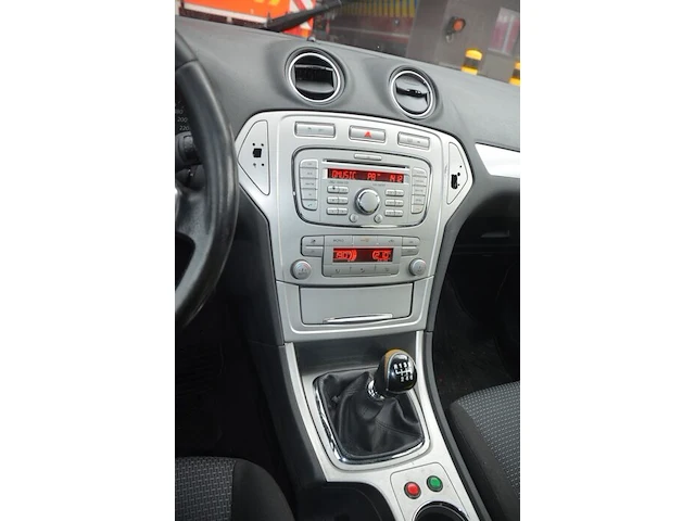 Stationwagen ford mondeo clippen, dienstwagen s10, type: ba7, variant: qyba1g, versie: 5cgbpw, ch.nr. wf0gxxgbbg8r48212 met boorddocumenten en sleutel - afbeelding 5 van  32