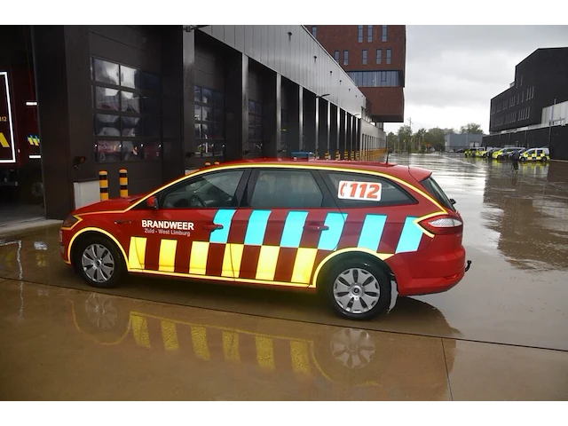 Stationwagen ford mondeo clippen, dienstwagen s10, type: ba7, variant: qyba1g, versie: 5cgbpw, ch.nr. wf0gxxgbbg8r48212 met boorddocumenten en sleutel - afbeelding 16 van  32