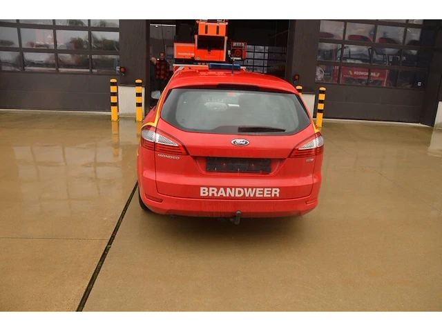 Stationwagen ford mondeo clippen, dienstwagen s10, type: ba7, variant: qyba1g, versie: 5cgbpw, ch.nr. wf0gxxgbbg8r48212 met boorddocumenten en sleutel - afbeelding 22 van  32