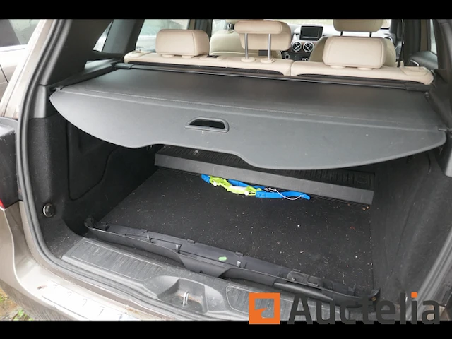 Stationwagen mercedes b 200 cdi (2013 - wdd 246 201 1j 160 895) - afbeelding 9 van  13