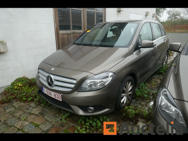 Stationwagen mercedes b 200 cdi (2013 - wdd 246 201 1j 160 895) - afbeelding 10 van  13