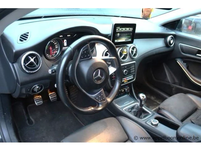 Stationwagen mercedes-benz cla 180d, diesel,1461cm³,80kw,1e inschr 14/6/18, wdd1179121n556644, 172574km,co²-uitstoot 104g/km,euro6b, zonder kenteken i+ii,gelijkvormigheidsattest,keuring tot 18/6/28, 1sleutel - afbeelding 5 van  20