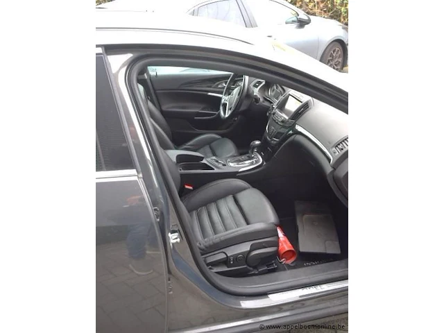 Stationwagen opel insignia sports tourer sw, diesel, 1956cm, 120kw,1e inschr 02/6/15, w0lgt8gm7f1067547, 252848km, co²-uitstoot 143g/km, euro5b, kenteken i+ii, gelijkvormigheidsattest, keuring tot 02/6/24, 3sleutels - afbeelding 4 van  20