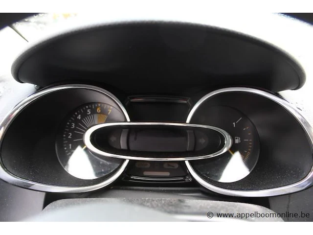 Stationwagen renault clio, benzine,1197cm³,88kw,1e inschr 21/1/15,vf17r400e52162332,km ng (km vlgs lste keuring dd 19/1/24: 146587km),co²-uitstoot 120g/km,euro5b,kentekenbewijs i (ii ontbreekt), gelijkvormigheidsattest,keuring tot 21/1/25, 2sleutels - afbeelding 6 van  15