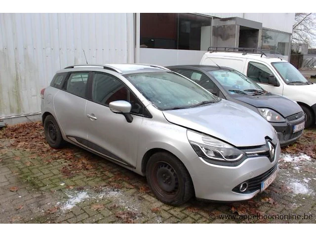 Stationwagen renault clio, benzine,1197cm³,88kw,1e inschr 21/1/15,vf17r400e52162332,km ng (km vlgs lste keuring dd 19/1/24: 146587km),co²-uitstoot 120g/km,euro5b,kentekenbewijs i (ii ontbreekt), gelijkvormigheidsattest,keuring tot 21/1/25, 2sleutels - afbeelding 1 van  15