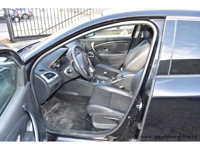 Stationwagen renault, megane, datum eerste insch 29/11/2011, vf1kz8g0646184840, 1461cm³, 81kw, euro 5, diesel, kilometerstand 221696km - afbeelding 4 van  17