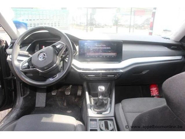 Stationwagen skoda octavia, benzine, 999cm³,81kw, 1e inschr 25/2/21, tmbjp7nx9my076497, 13159km, co²-uitstoot ng, euro6d-isc-fcm, kenteken i+ii, gelijkvormigheidsattest,keuring tot 25/2/27, 2sleutels - afbeelding 5 van  15